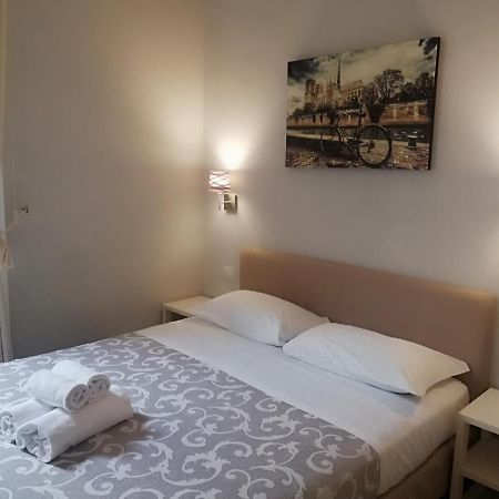 Albergo Duilio Florenz Exterior foto